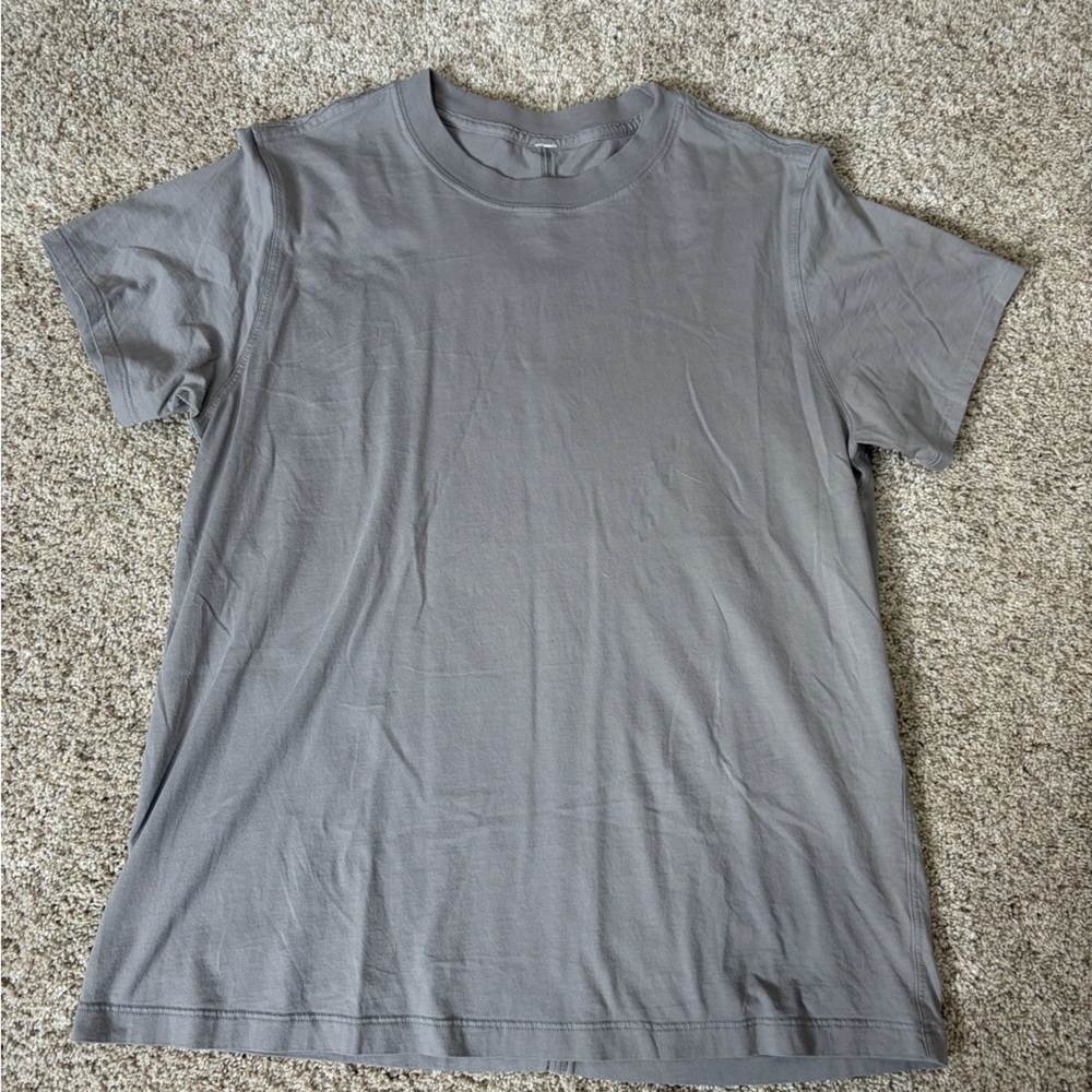 lululemon athletica Gray Short Sleeve Tee
